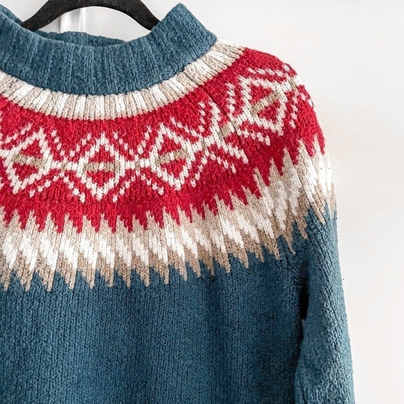 Knit Icelandic Sweater - Picture 2 of 8